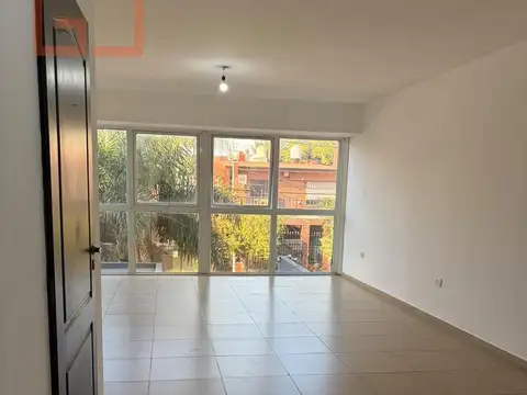 Departamento en Moron Monoambiente Vieytes al 300