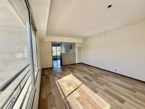 Departamento en Venta en Refinerias, USD 119.000