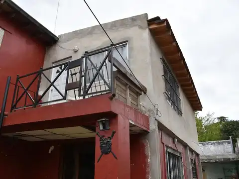 Ideal para reformar y hacer departamentos para renta!