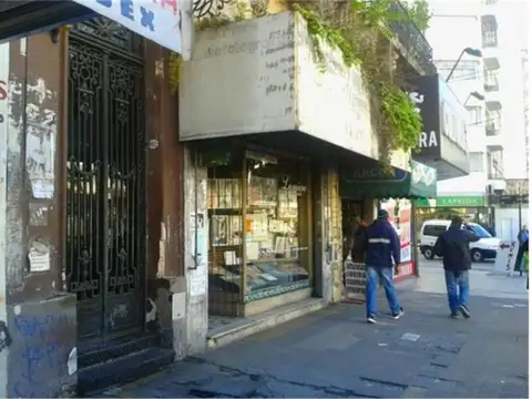 Av Pres Bartolome Mitre 900