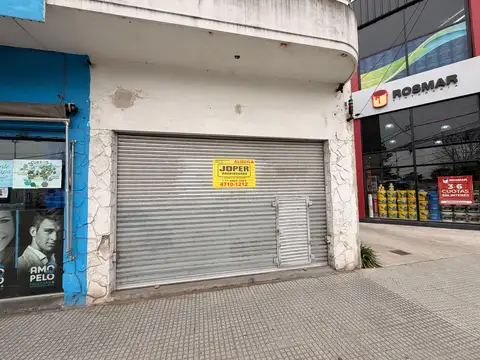 LOCAL COMERCIAL EN ALQUILER SOBRE AVENIDA ROLON.