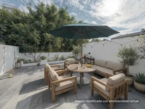 Amplio PH al frente con cochera y terraza