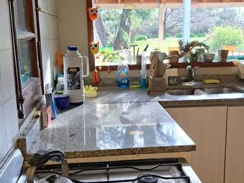 Casa 4 ambientes con 3 baños