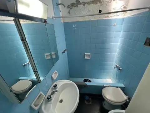 Venta Casa a refaccionar 4 ambientes