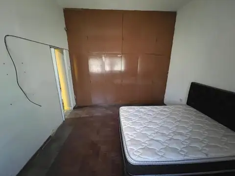 Venta Casa 4 ambientes con parque, Chilavert - Jose Leon Suarez