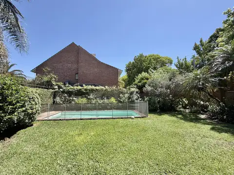 Casa en Alquiler al Este