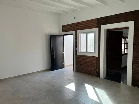 Depto Tipo Casa en Venta de 2 ambientes