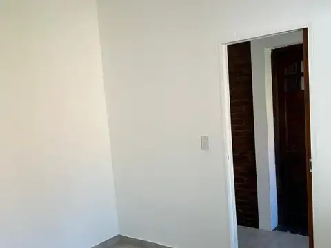 Depto Tipo Casa 2 ambientes con 1 baño