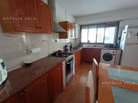 Depto Tipo Casa 4 ambientes con 2 baños