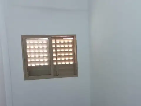 Carlos Pellegrini 1400