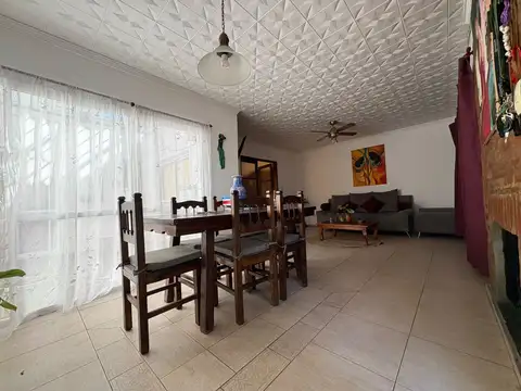 Félix Frías 1000