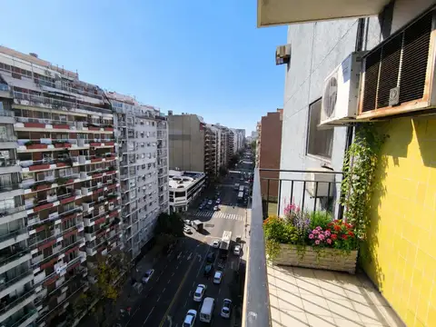 VENTA  Departamento  3 Ambientes con Dependencia