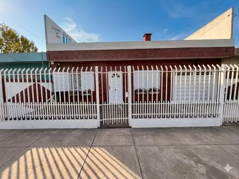 CASA EN VENTA LAFERRERE 6 AMBIENTES