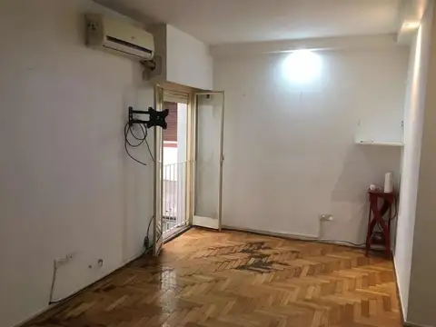 José María Moreno 800