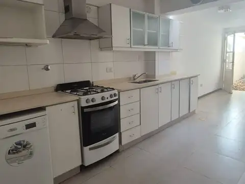 Doctor J.E.Serú 100