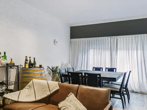 Venta de casa  6 ambientes Don Torcuato - Barrio Hindú