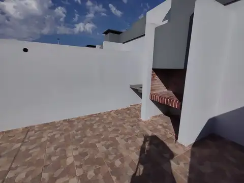 Depto Tipo Casa en Venta de 2 ambientes
