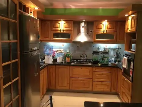 COMPRA ESTA VIVIENDA MULTIFAMILIAR, PARA EMPEZAR EL VERANO 