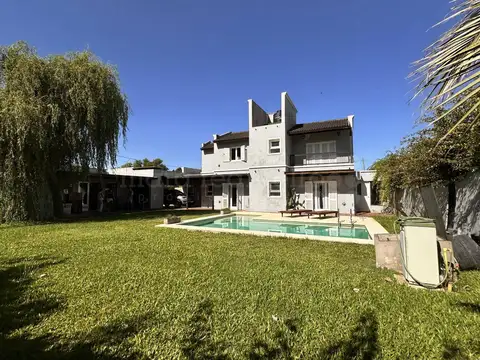 Casa en Venta en Chascomus, USD 260.000