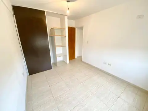 Departamento en Alquiler en Castelar Sur, $ 500.000