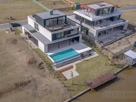 Terreno en Venta de 988,0 m2