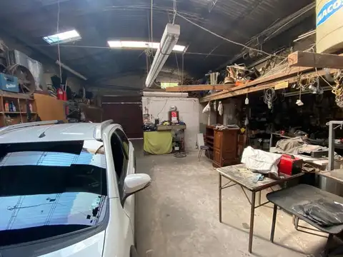 Galpon en Venta en Mataderos, USD 180.000