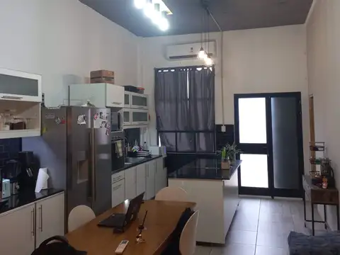 Depto Tipo Casa en Venta con 3 cocheras