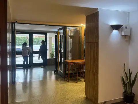 Alquiler 3 Ambientes, piso 7, Muy Luminoso Y Excelente Ubicacion
