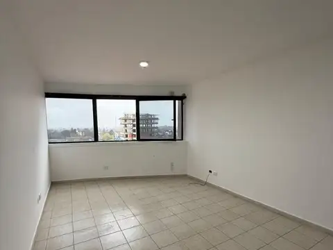 Alquiler Monoambiente en Excelente Zona San Miguel Centro 