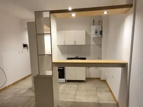 Departamento en Alquiler en Villa Ballester, $ 500.000