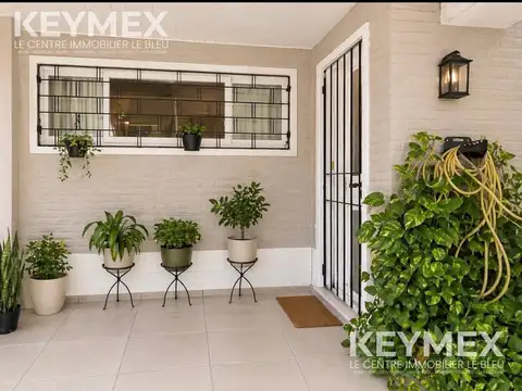 Casa en Venta en Olivos Maipu/Uzal, USD 180.000