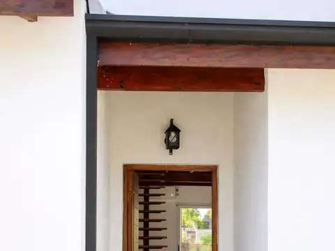 Casa en Alquiler en Countries y Barrios Cerrados en Campana, USD 1.000