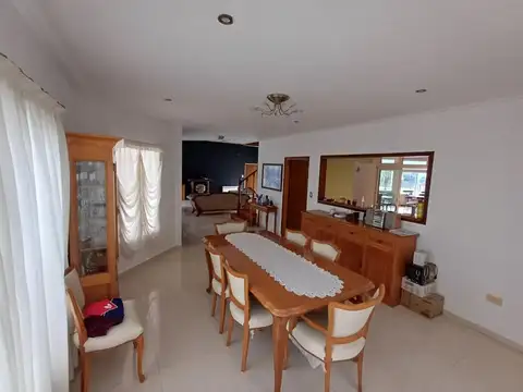 Casa en Venta en El Lauquen valor negociable!