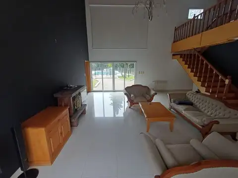 Casa en Venta en San Vicente, USD 370.000