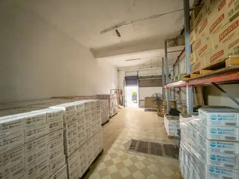 Local en Venta 76 años