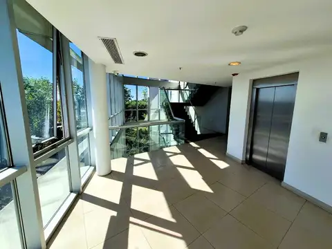 Oficina en Venta con 1 cochera