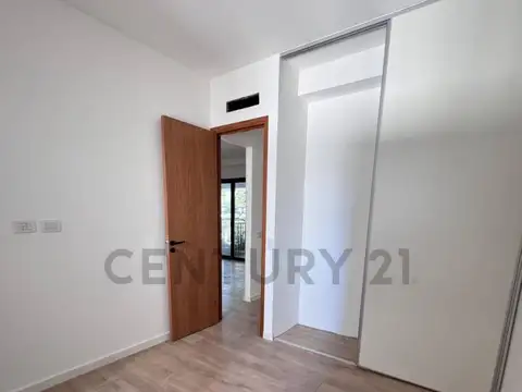 15 entre 47 y 48 , Piso 3