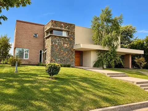 Casa en venta b privado la vacherie maipu mendoza