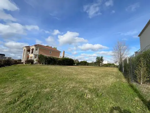 Terreno en Venta de 925,0 m2