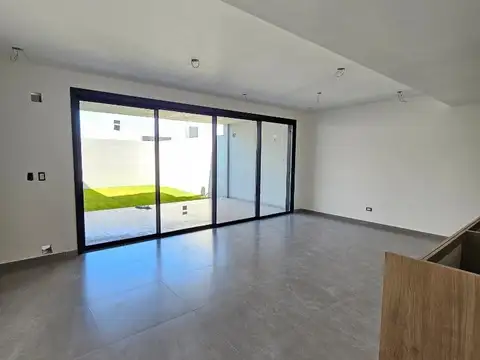 BRISAS MANANTIALES DUPLEX PREMIUM VENTA 3 DORMITORIOS PATIO