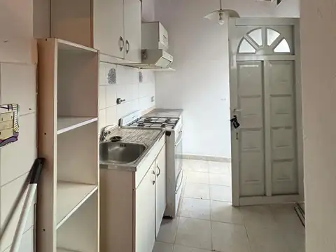 ALQUILER DEPARTAMENTO INTERNO -  B° LOS NARANJOS