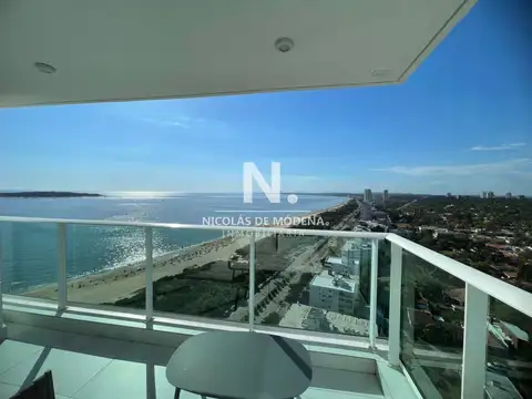 Hermoso apartamento en torre de categoría