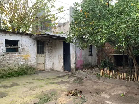casa + local comercial en Marcos Paz