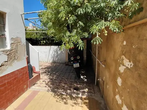 Depto Tipo Casa en Venta en Lomas De Zamora, USD 75.000