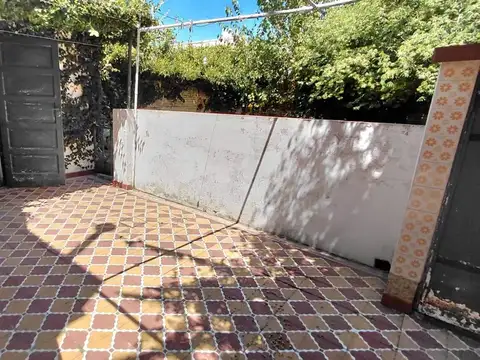 Depto Tipo Casa 3 ambientes con 1 baño