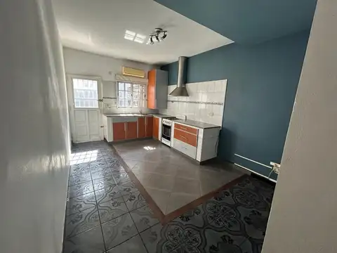 Depto Tipo Casa en Alquiler 17 años