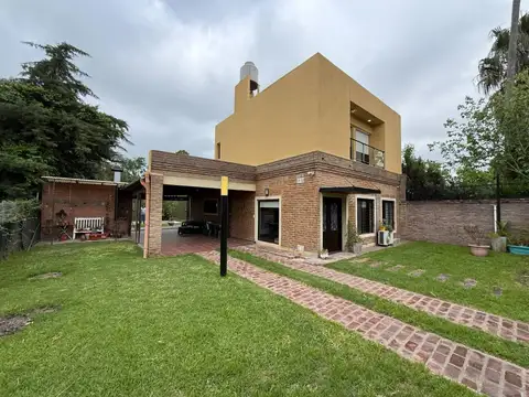 CASA 3 DORMITORIOS