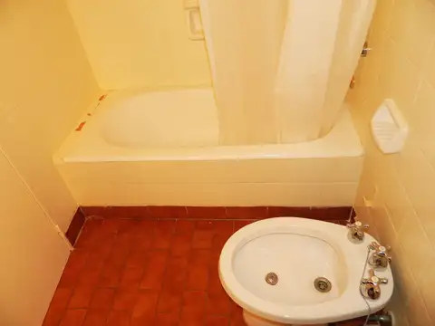 venta departamento 3 ambientes Coghlan