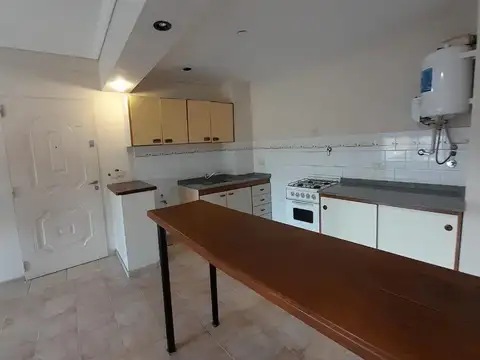 Departamento en Alquiler en Centro, $ 470.000