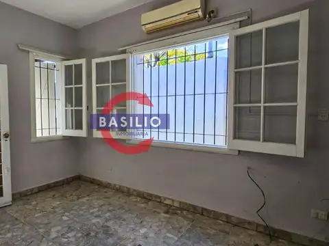 ALQUILER PH AL FRENTE 3 AMBIENTES CON PATIO Y JARDÍN AL FRENTE | APTO MASCOTAS